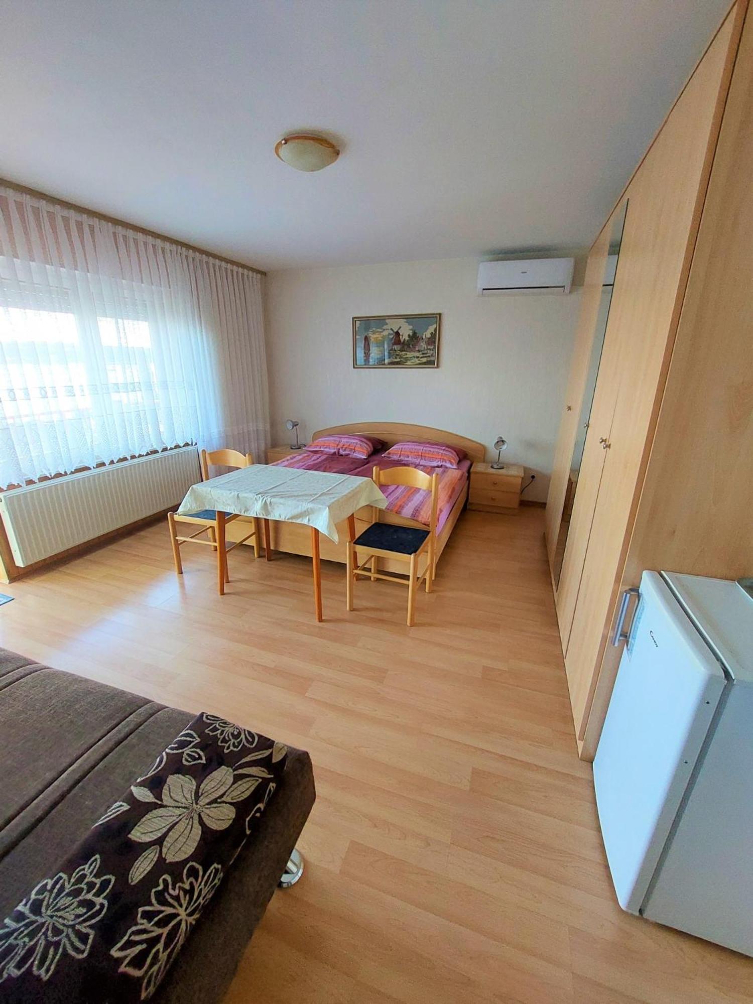 Sobe Crikvenica 29926 - Mileva Hotel Phòng bức ảnh